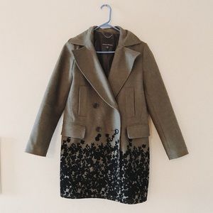 Stunning Banana Republic Coat